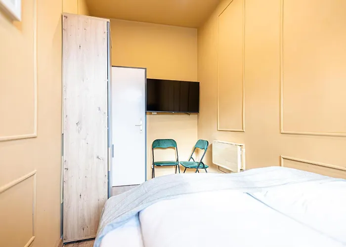 Cozy Private In Shared Near Westbahnhof, Ideal For Long Viyana