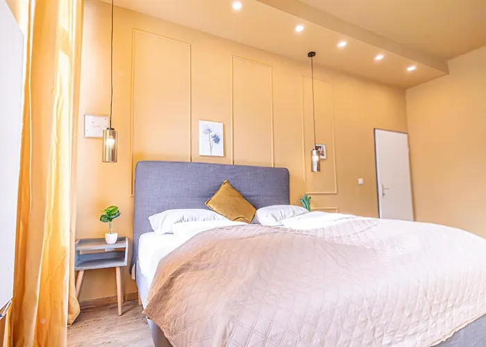 Cozy Private In Shared Near Westbahnhof, Ideal For Long Daire *