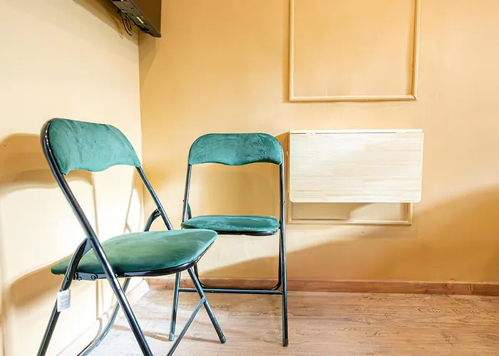 Cozy Private In Shared Near Westbahnhof, Ideal For Long Daire *