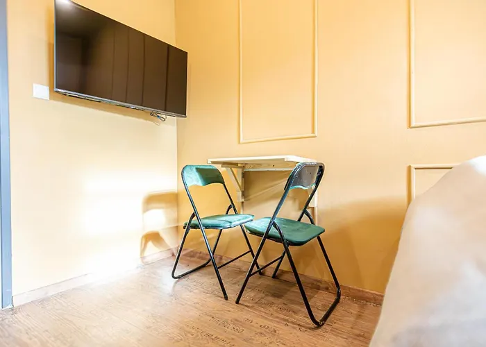Cozy Private In Shared Near Westbahnhof, Ideal For Long * Viyana