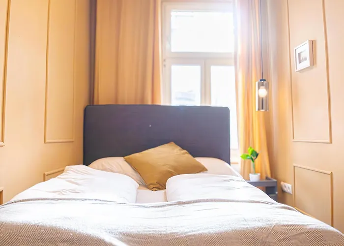 Cozy Private In Shared Near Westbahnhof, Ideal For Long Daire *