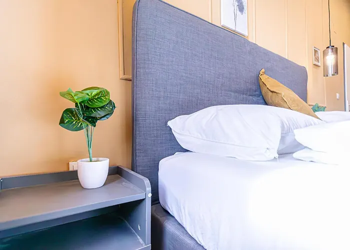 Cozy Private In Shared Near Westbahnhof, Ideal For Long