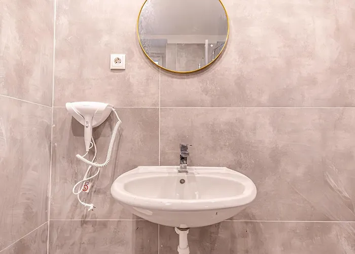Cozy Private In Shared Near Westbahnhof, Ideal For Long Daire Viyana