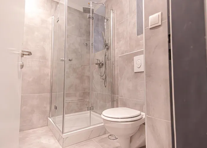 Daire Cozy Private In Shared Near Westbahnhof, Ideal For Long