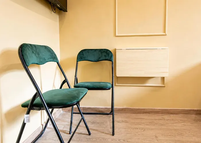 Cozy Private In Shared Near Westbahnhof, Ideal For Long *