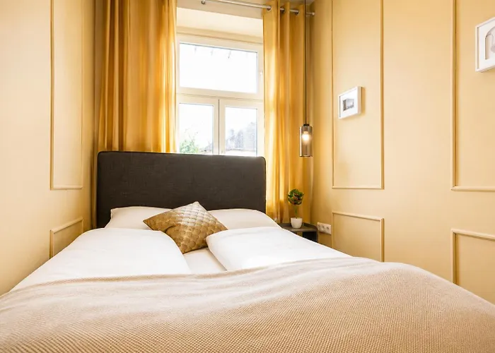 Cozy Private In Shared Near Westbahnhof, Ideal For Long ウィーン