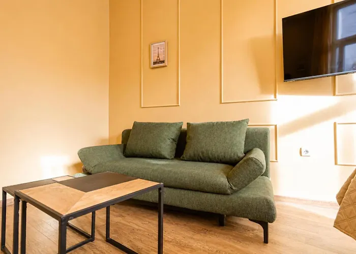 Cozy Private In Shared Near Westbahnhof, Ideal For Long アパート ウィーン