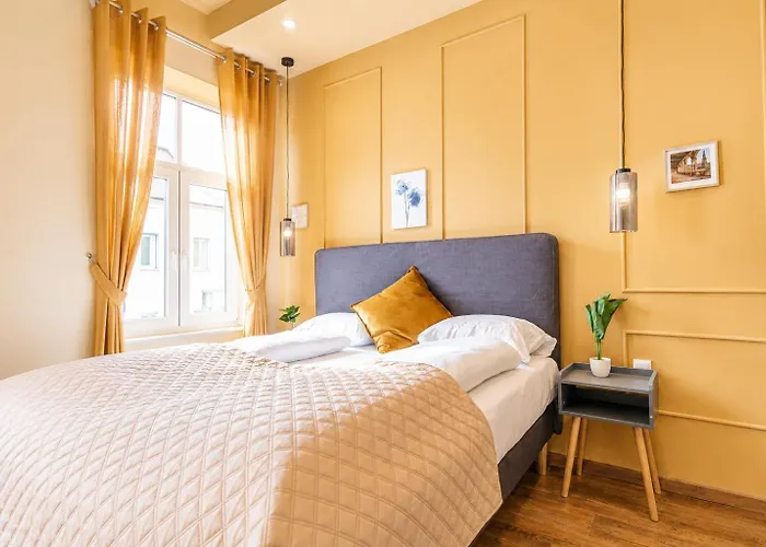 Cozy Private In Shared Near Westbahnhof, Ideal For Long ウィーン