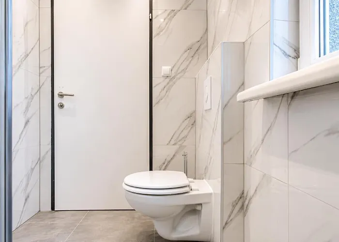 Cozy Private In Shared Near Westbahnhof, Ideal For Long Daire *